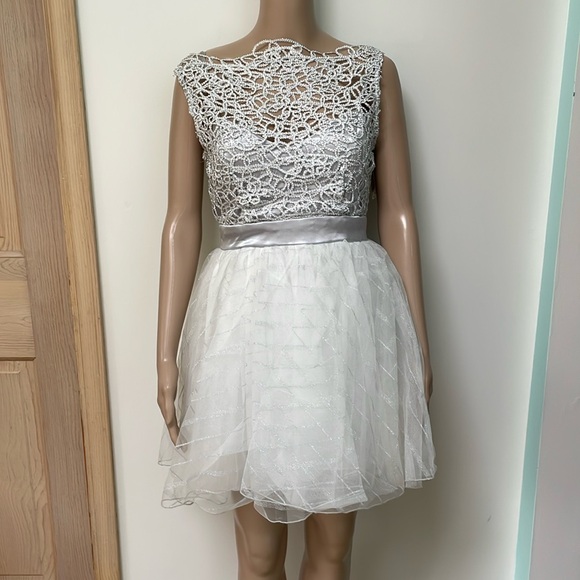 Trixxi Formal Dress junior 5 - Picture 1 of 12